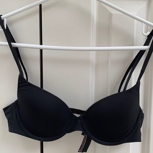 Victoria’s Secret demi cup bra